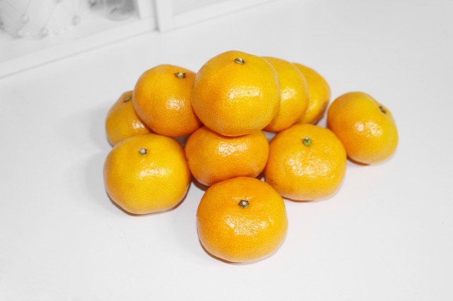 みかん 愛媛 黄色
