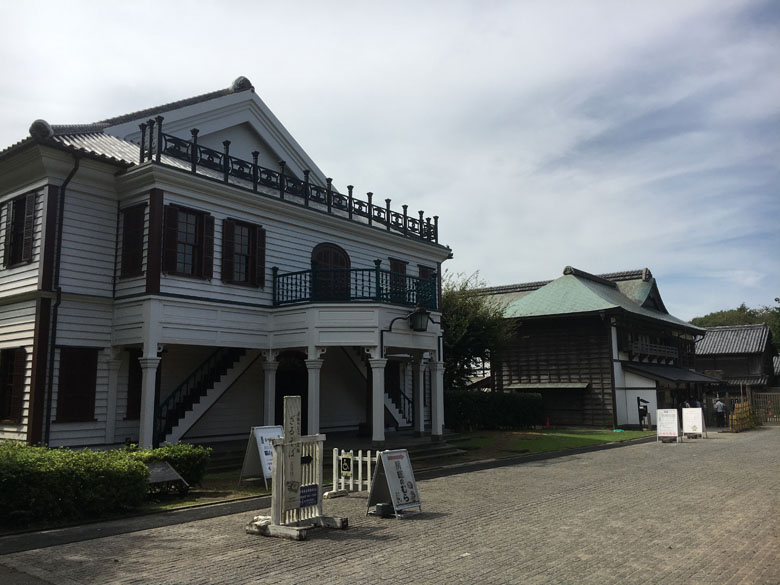房総のむら 洋館 仁 ロケ