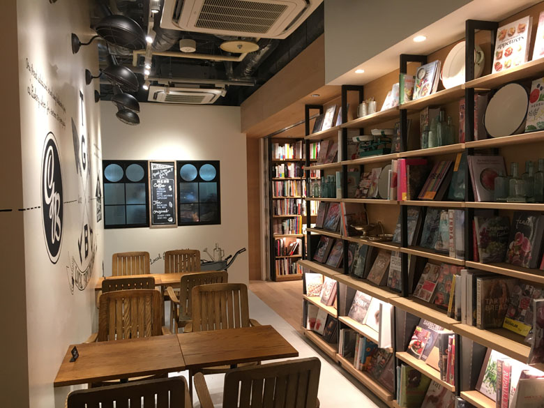 柏の葉T-SITE 店内